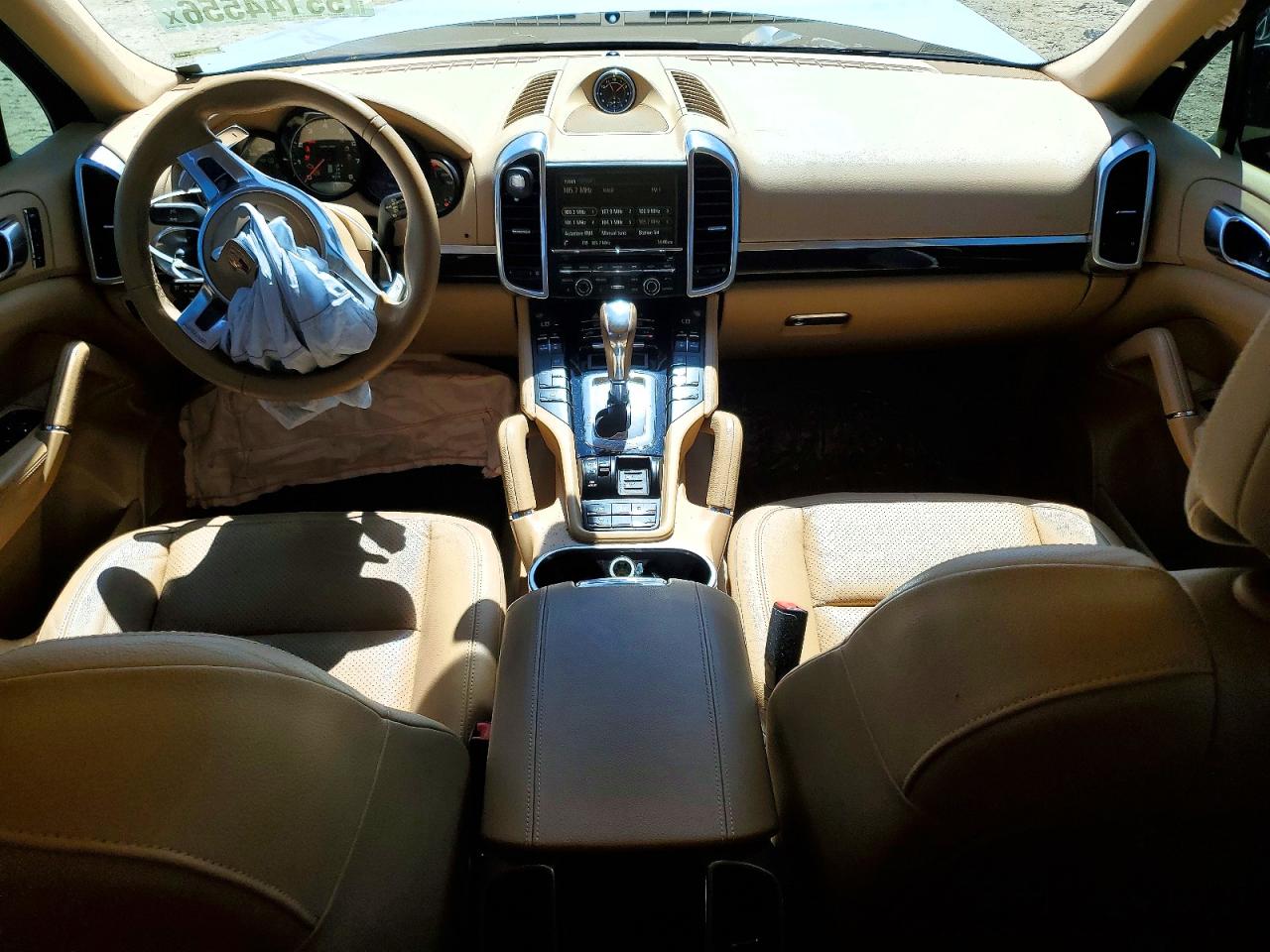 2014 PORSCHE CAYENNE