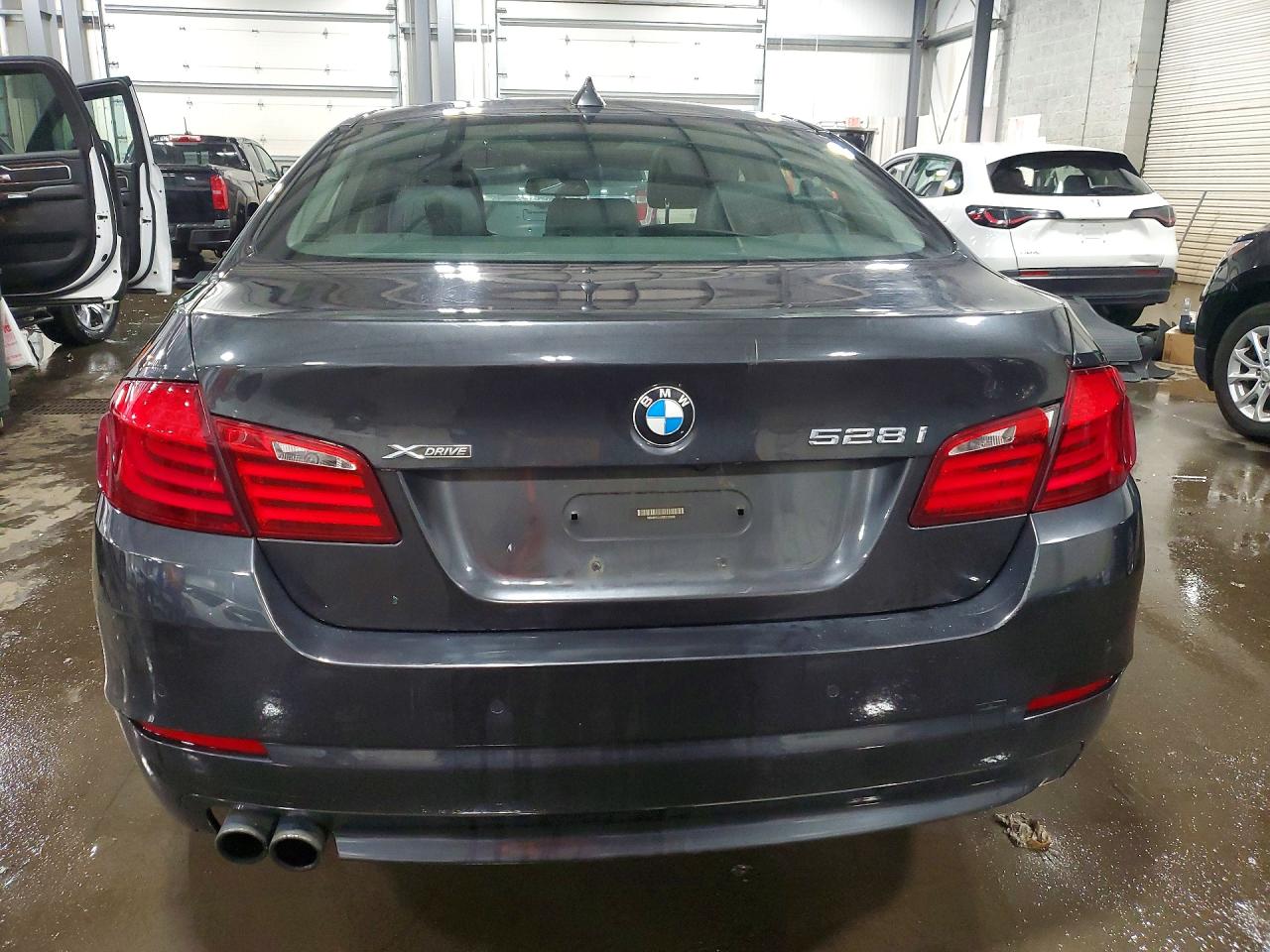 2013 BMW 528
