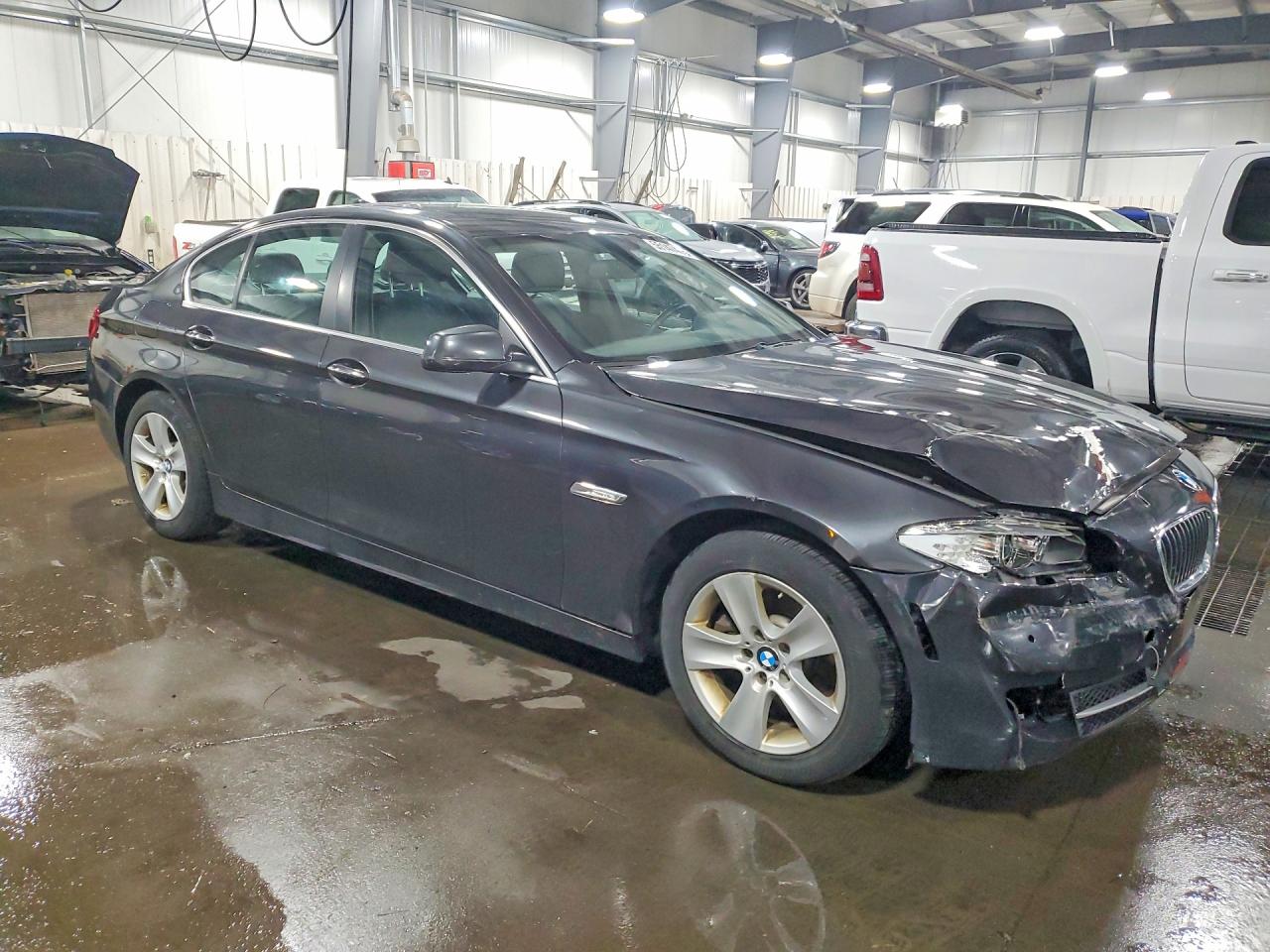 2013 BMW 528