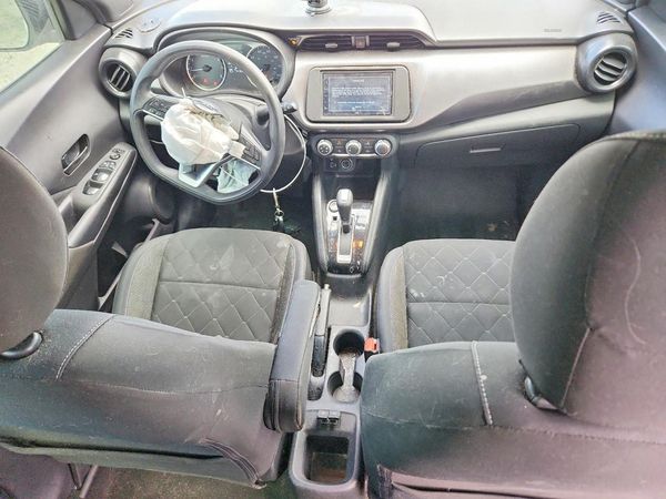2019 NISSAN KICKS