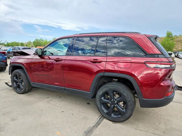 2023 JEEP CHEROKEE Laredo, Altitude — DSRA