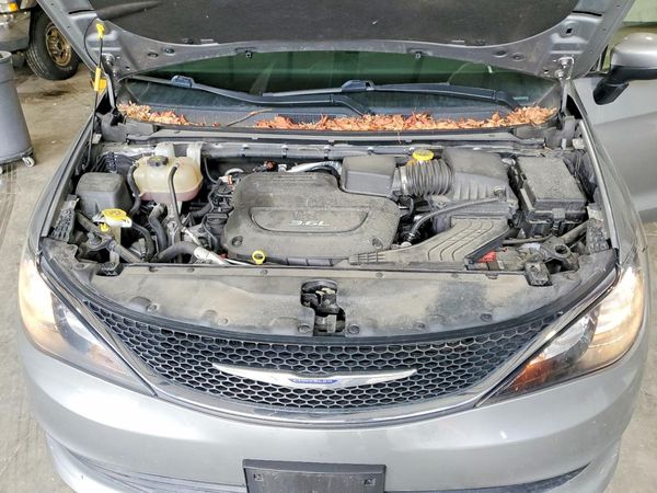 2017 CHRYSLER PACIFICA