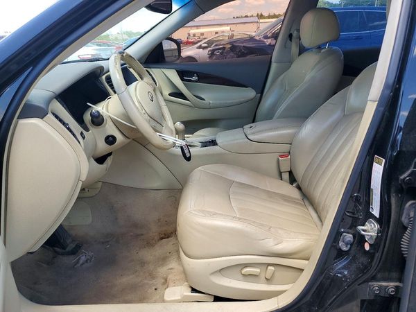 2012 INFINITI EX35 — DENT