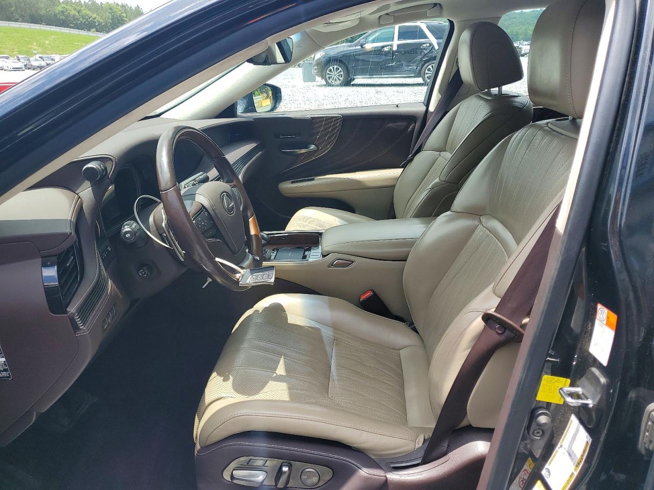 2019 LEXUS LS 500