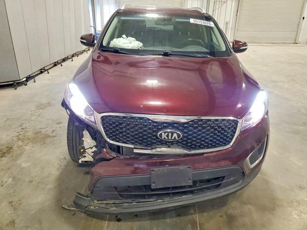 2016 KIA SORENTO L / LX