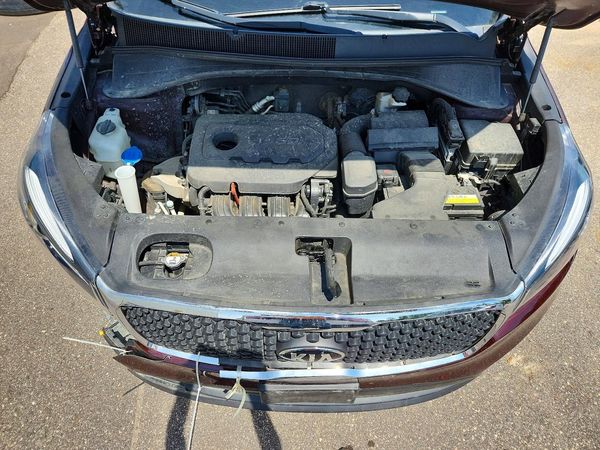 2016 KIA SORENTO L / LX