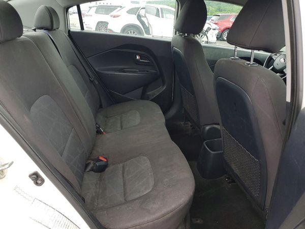 2017 KIA RIO LX