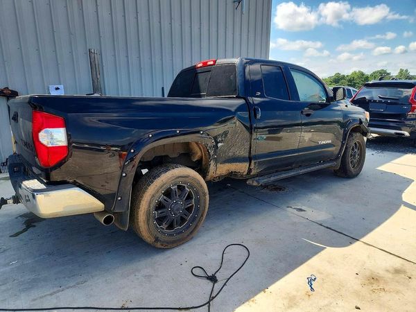 2017 TOYOTA TUNDRA SR/SR5
