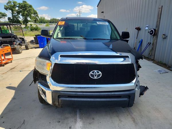 2017 TOYOTA TUNDRA SR/SR5