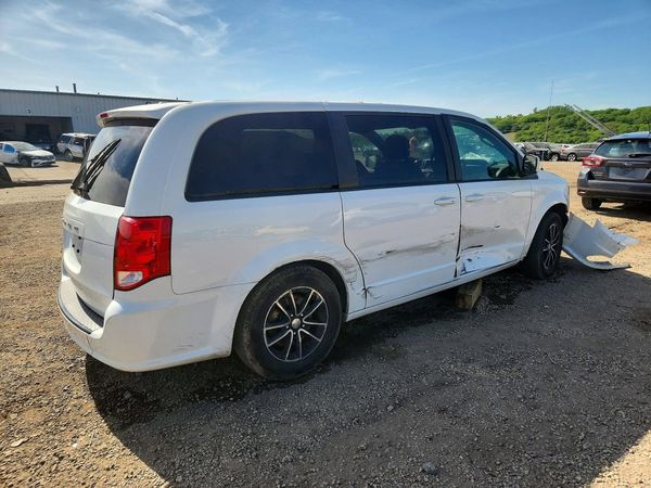 2018 DODGE GRAND CARAVAN SE