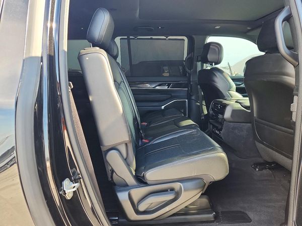 2024 JEEP WAGONEER