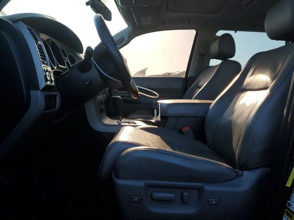 2016 TOYOTA SEQUOIA