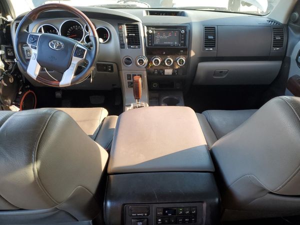 2016 TOYOTA SEQUOIA