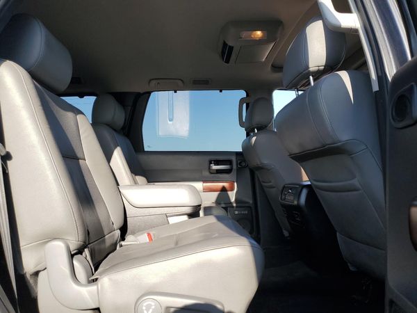 2016 TOYOTA SEQUOIA