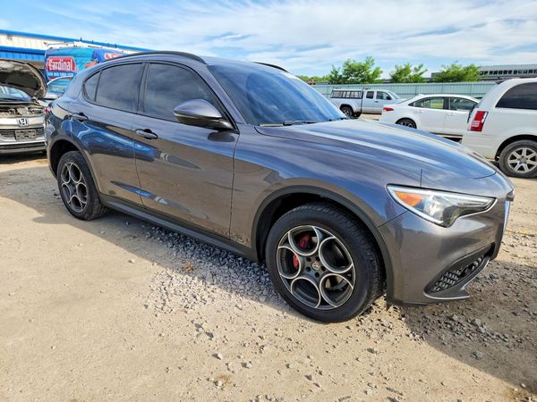 2018 ALFA ROMEO STELVIO AWD