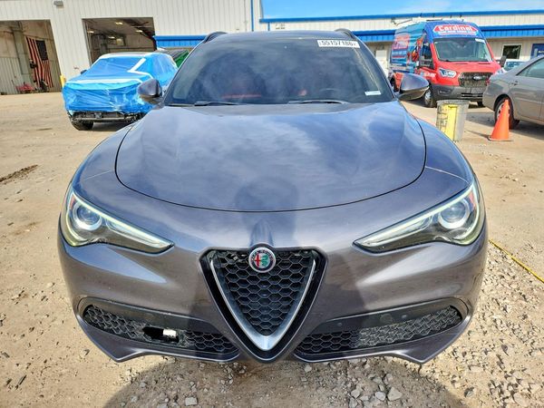 2018 ALFA ROMEO STELVIO AWD