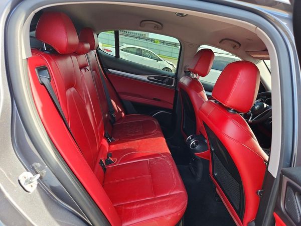 2018 ALFA ROMEO STELVIO AWD