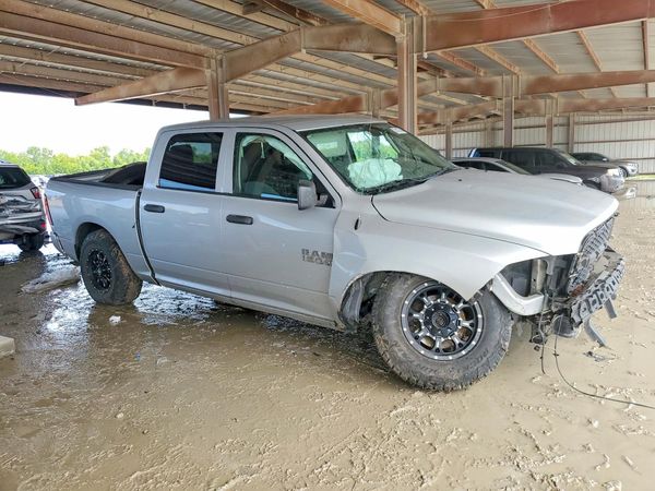 2018 RAM 1500 ST