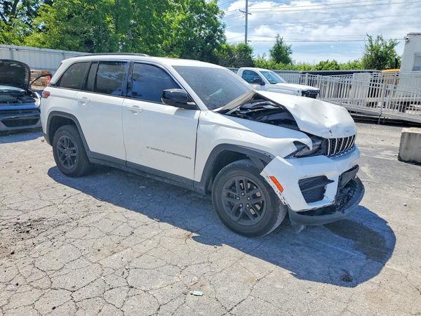2024 JEEP GRAND CHEROKEE LAREDO 4X4