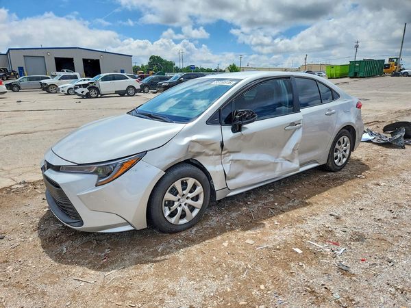 2026 TOYOTA COROLLA