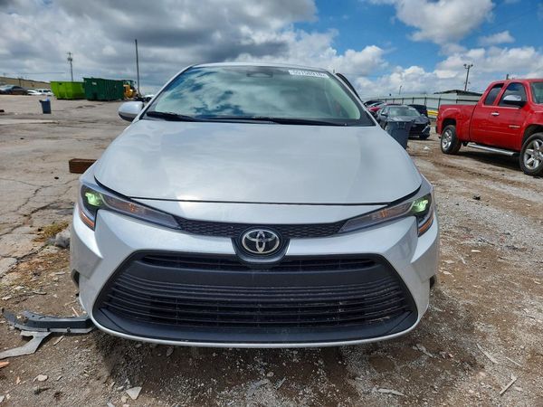2026 TOYOTA COROLLA