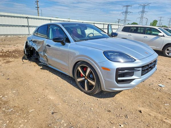 2025 PORSCHE CAYENNE S — Passenger 3/4