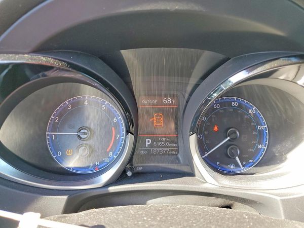 2014 TOYOTA COROLLA