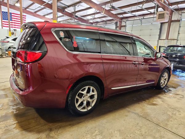 2018 CHRYSLER PACIFICA