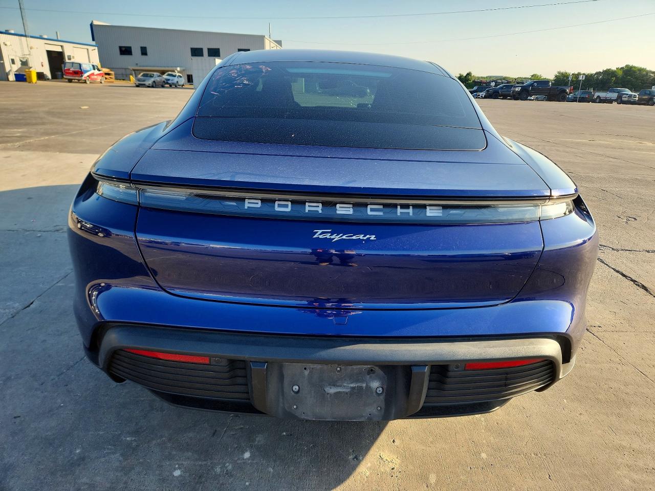 2022 PORSCHE TAYCAN