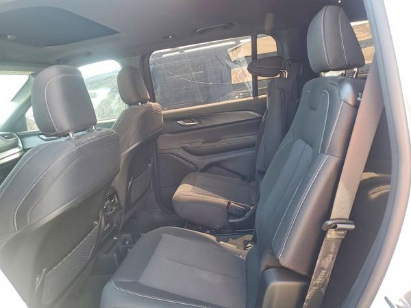 2025 JEEP GRAN CHERO Laredo, Altitude