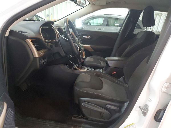 2018 JEEP CHEROKEE LATITUDE FWD