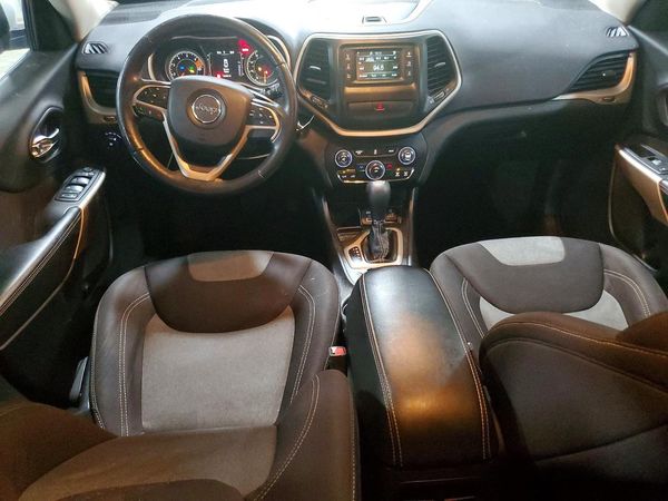 2018 JEEP CHEROKEE LATITUDE FWD