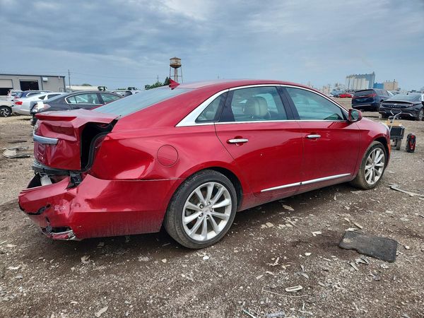 2013 CADILLAC XTS Luxury