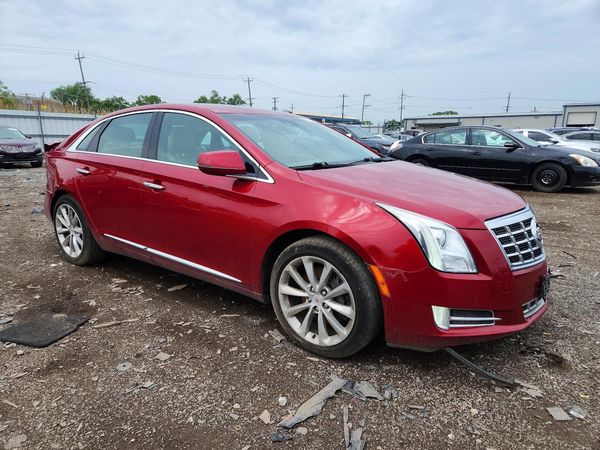 2013 CADILLAC XTS Luxury