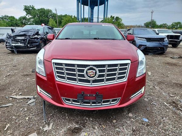 2013 CADILLAC XTS Luxury