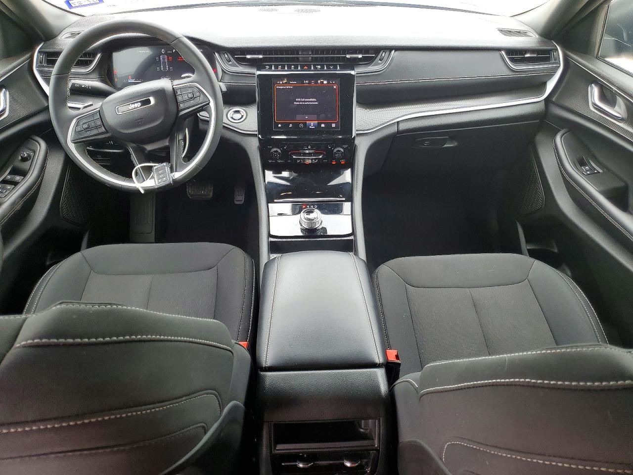 2025 JEEP GRAND CHEROKEE Laredo, Altitude