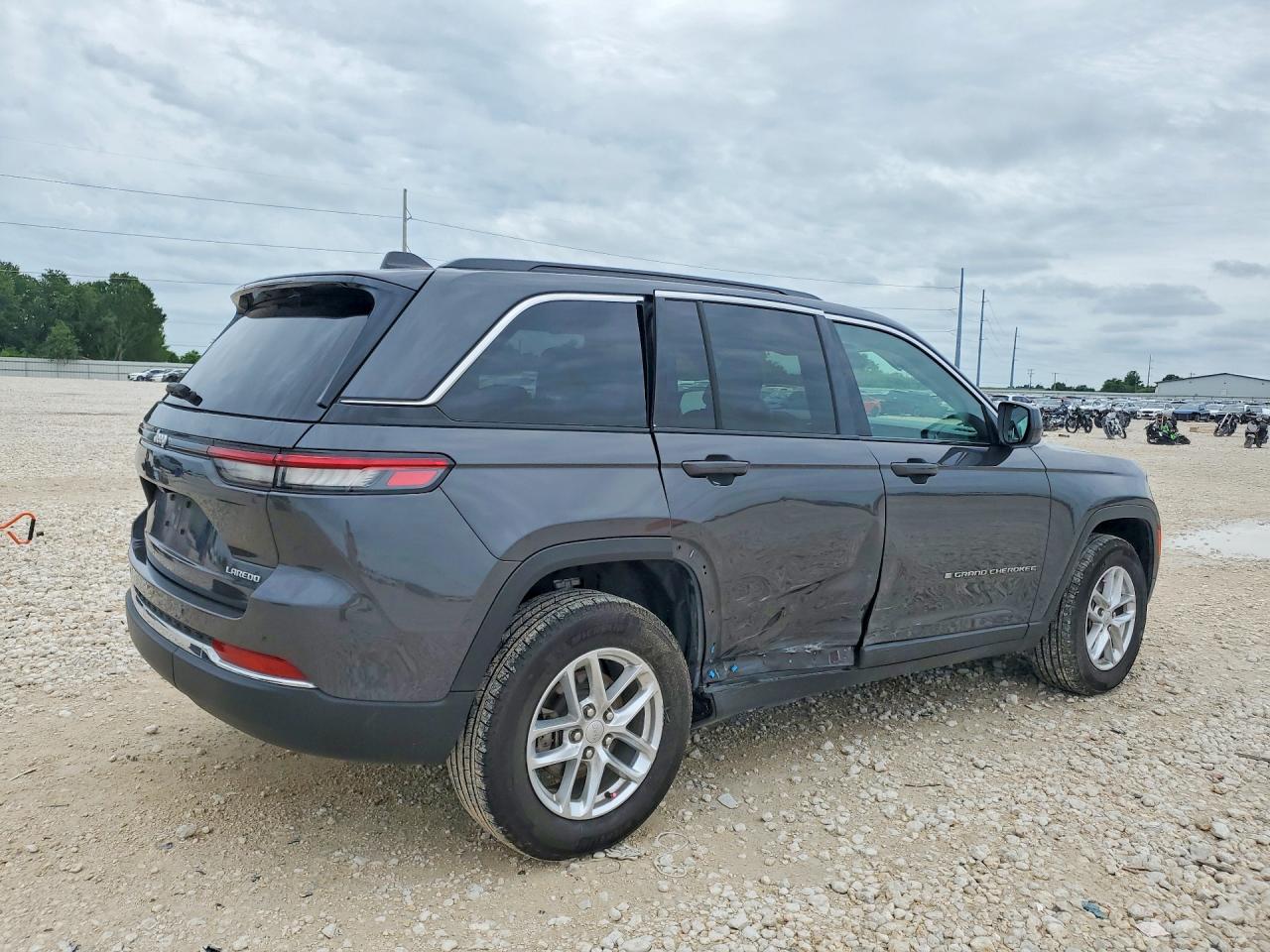 2025 JEEP GRAND CHEROKEE Laredo, Altitude