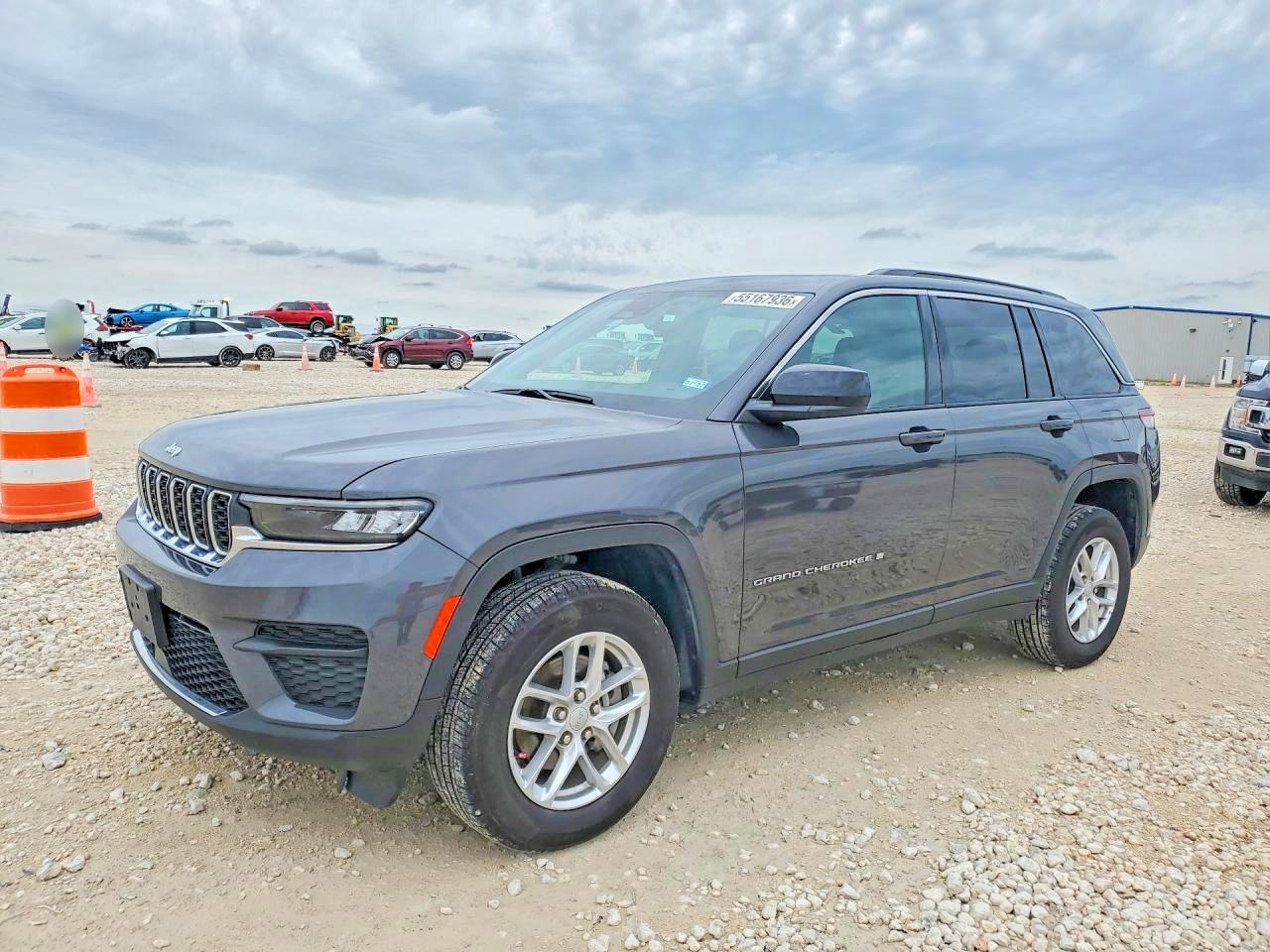 2025 JEEP GRAND CHEROKEE Laredo, Altitude