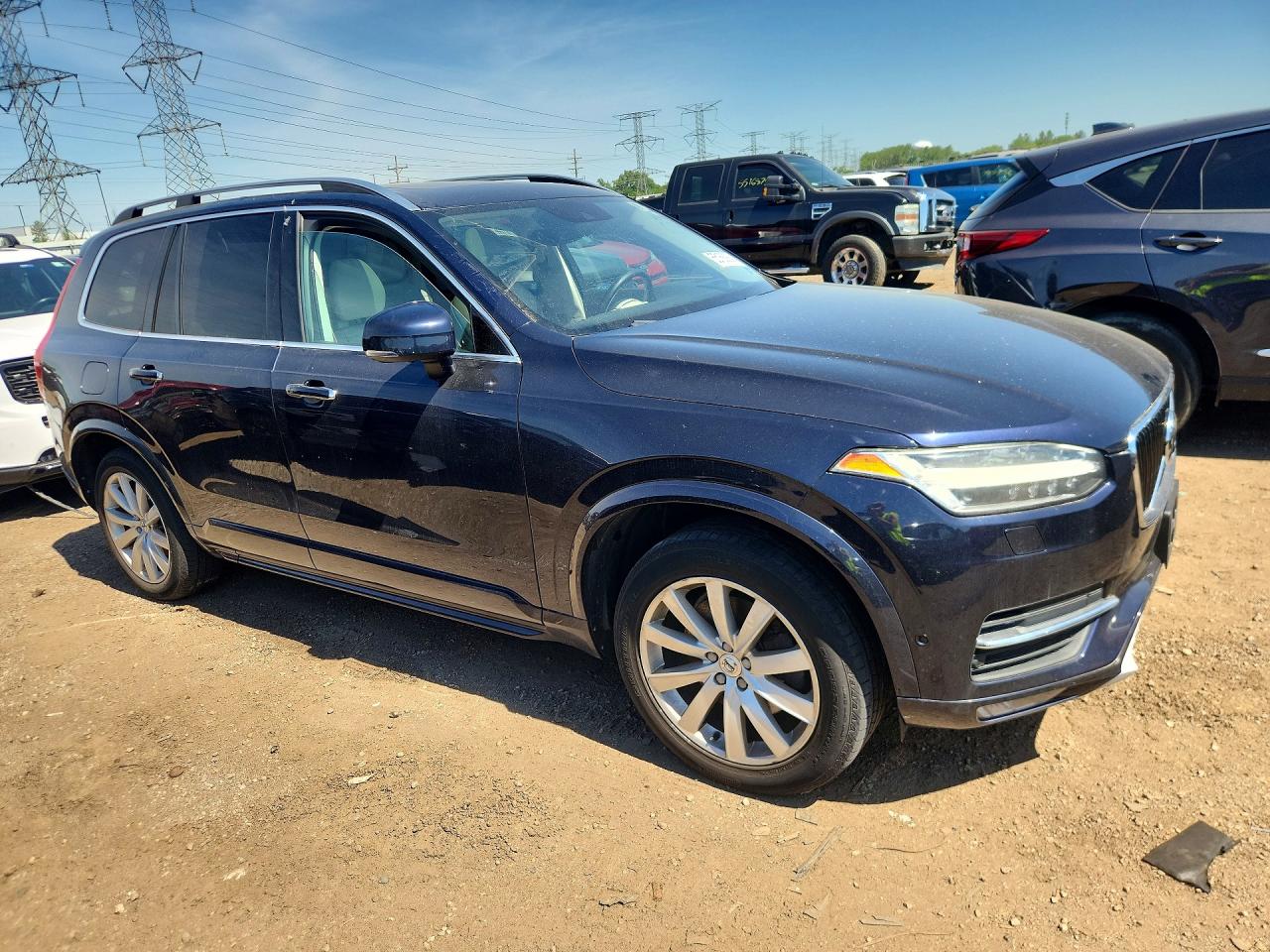 2016 VOLVO XC90 SV42 Momentum