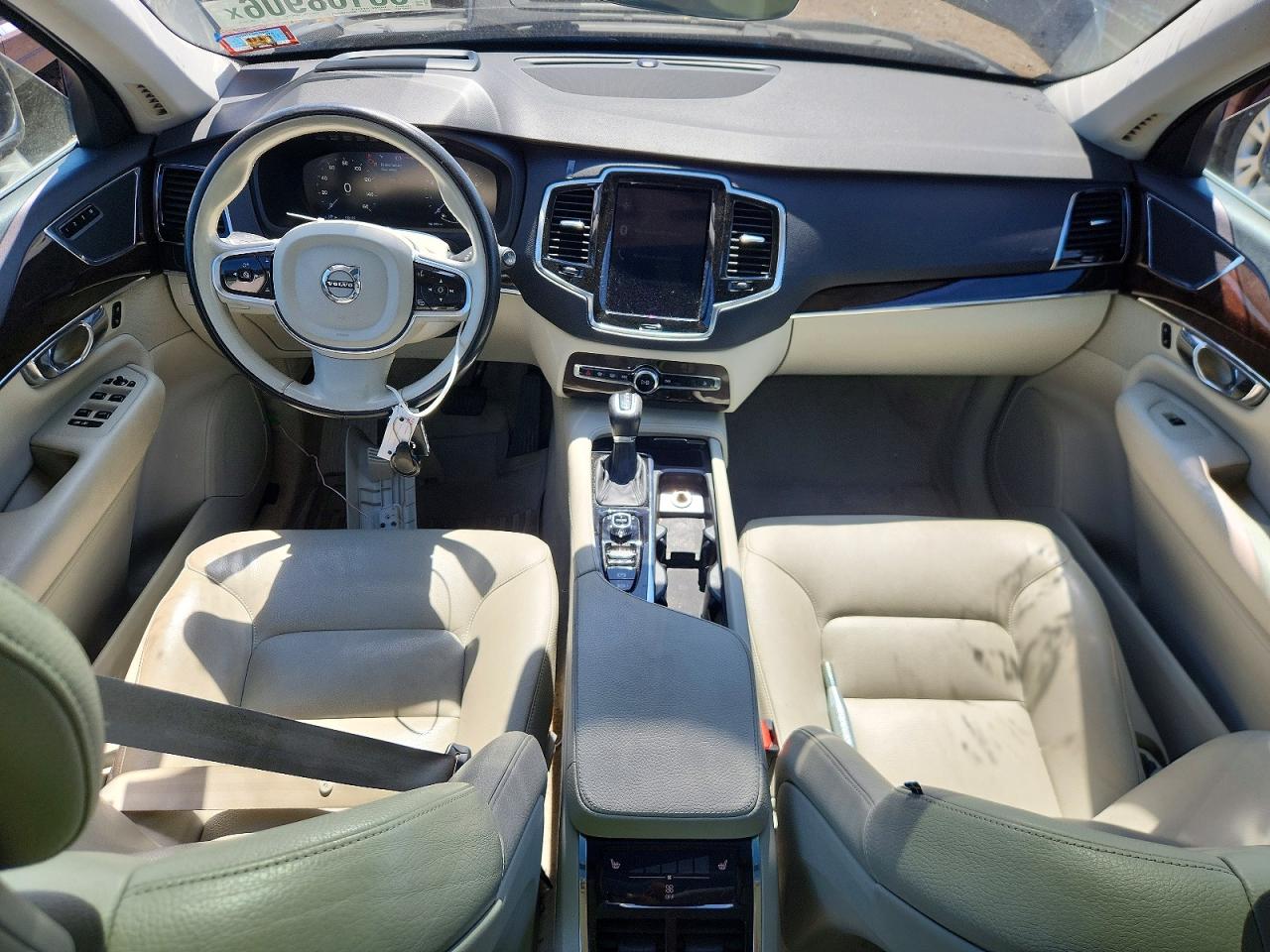 2016 VOLVO XC90 SV42 Momentum