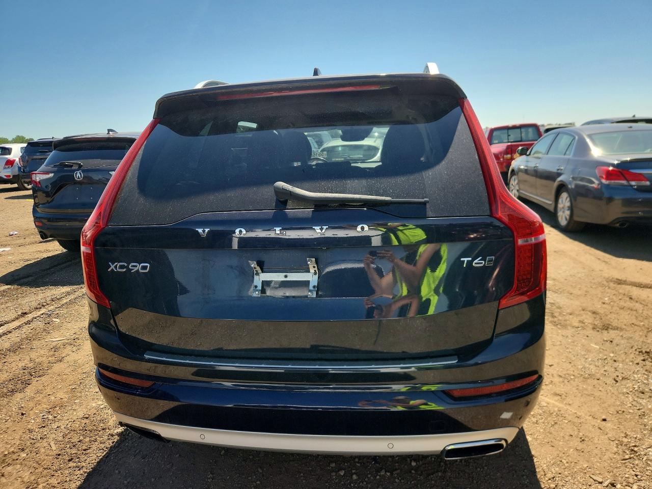 2016 VOLVO XC90 SV42 Momentum