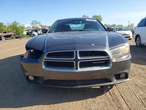 2013 DODGE CHARGER SXT