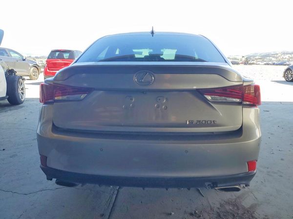 2017 LEXUS IS 200t