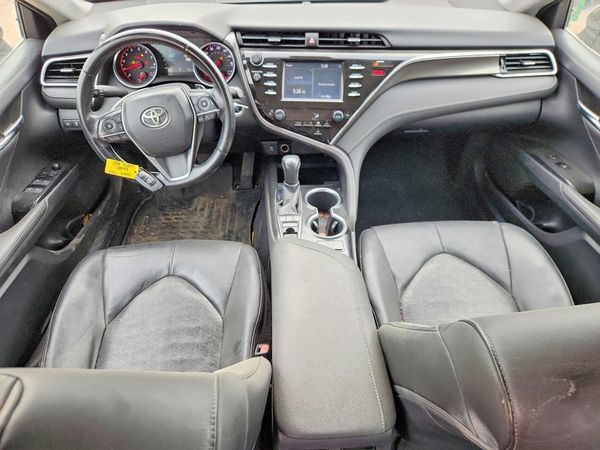 2018 TOYOTA CAMRY