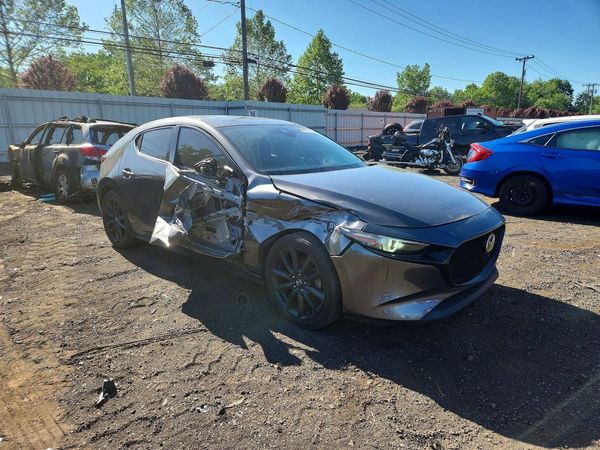 2019 MAZDA 3