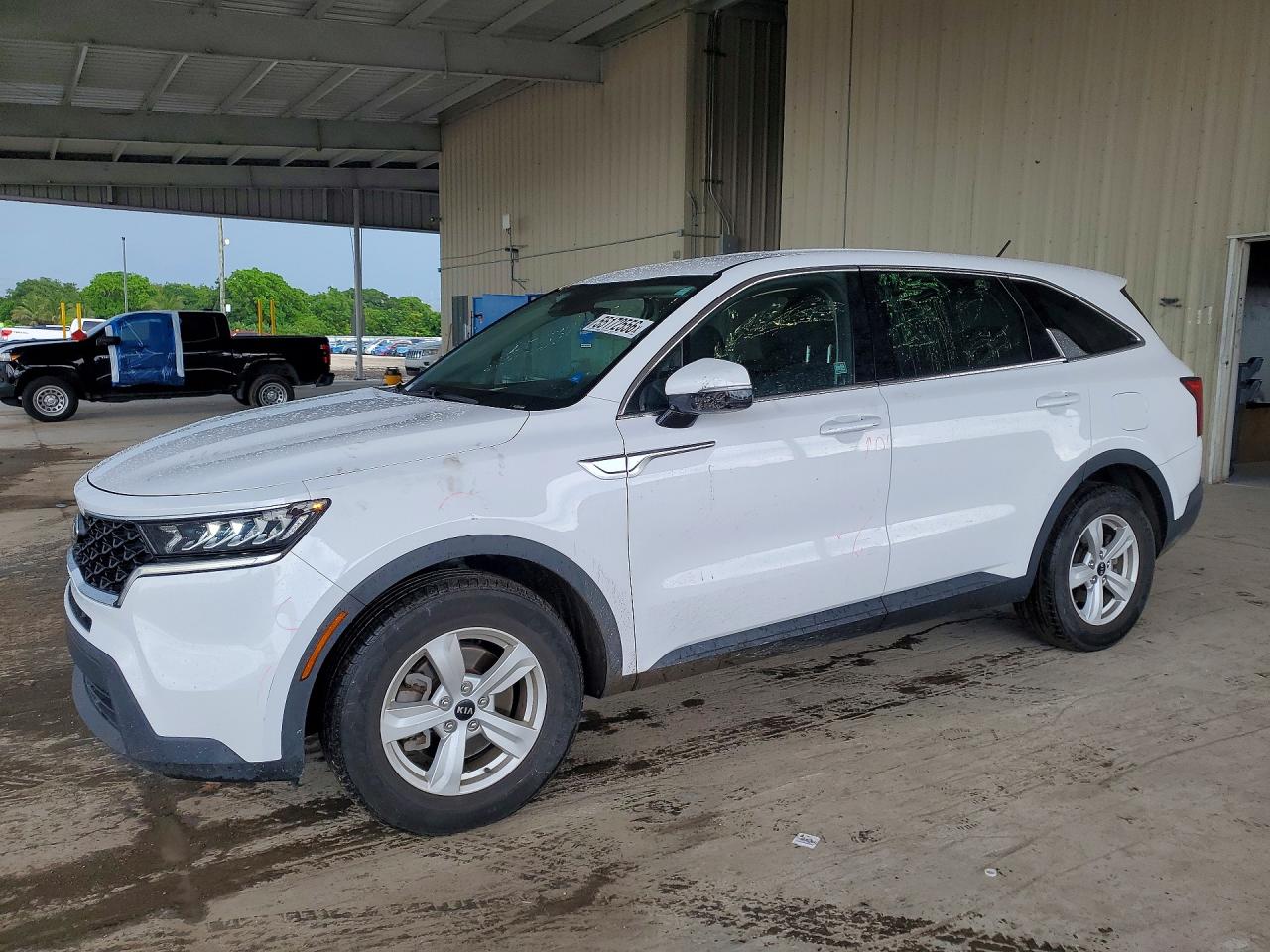 2021 KIA SORENTO LX