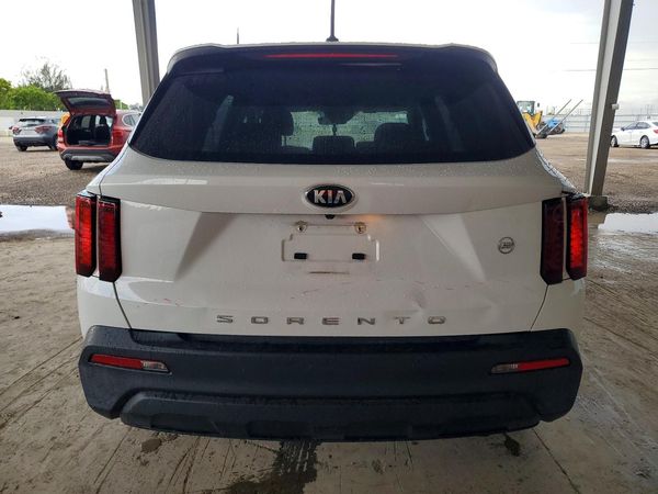 2021 KIA SORENTO LX