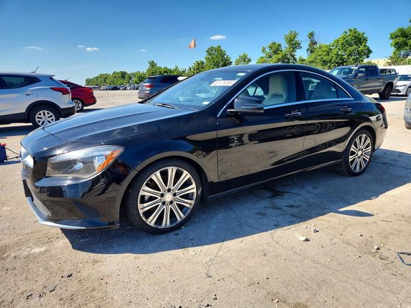 2017 MERCEDES-BENZ CLA-CLASS CLA250 — Front 3/4