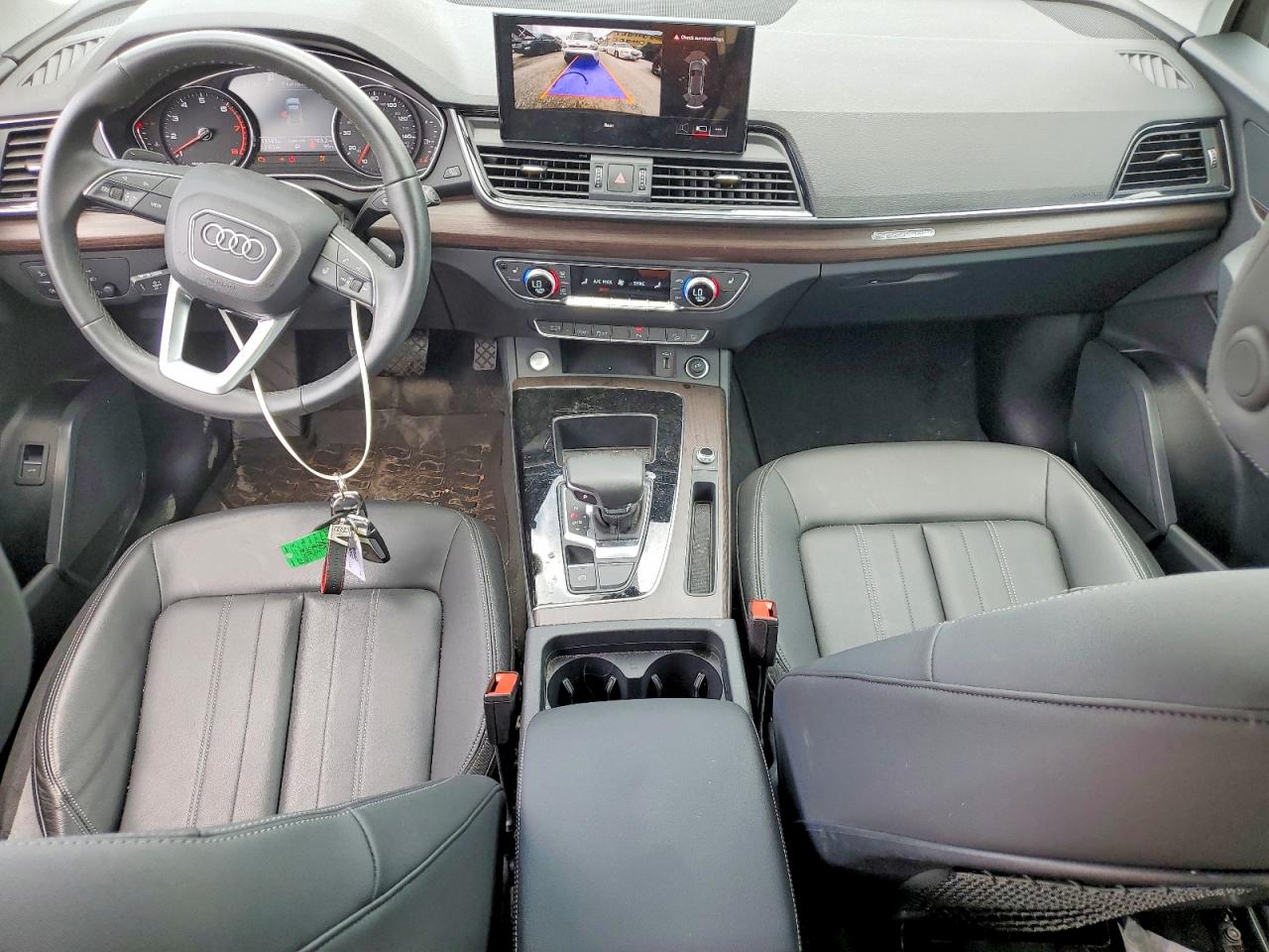 2024 AUDI Q5 quattro Premium