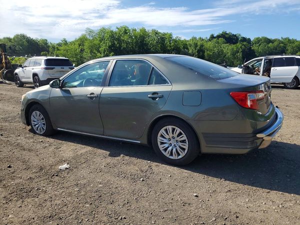 2013 TOYOTA CAMRY
